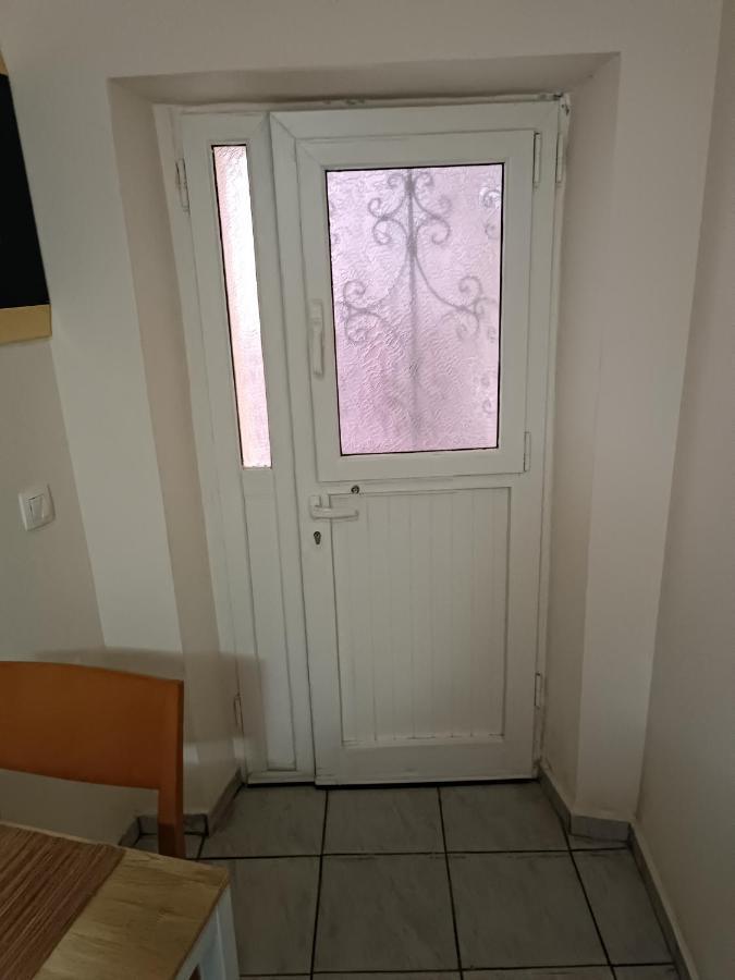 Two-Storey Maisonette Next To The Port Mantouki 外观 照片